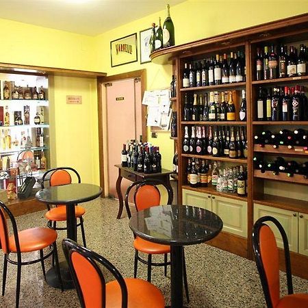 Hotel I Duchi Camerino Ngoại thất bức ảnh