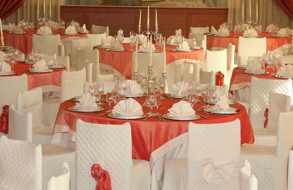 Hotel I Duchi Camerino Ngoại thất bức ảnh