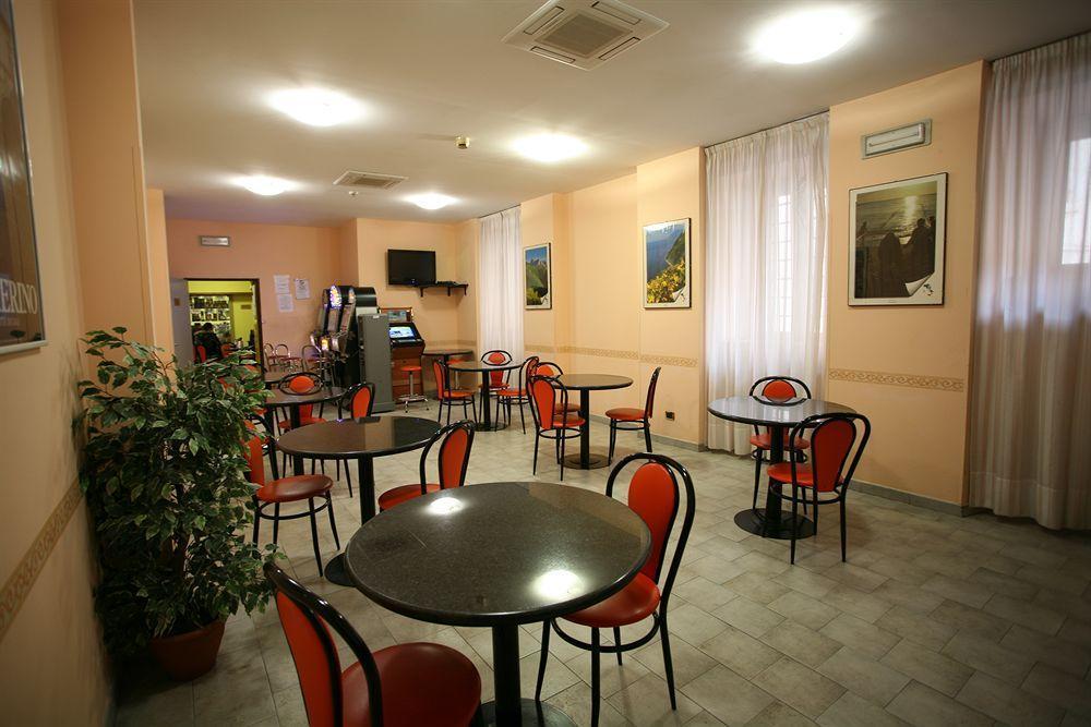 Hotel I Duchi Camerino Ngoại thất bức ảnh